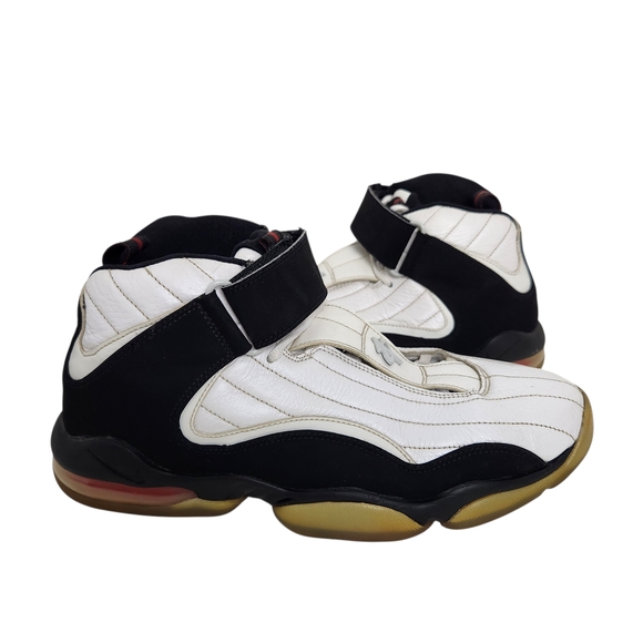 Nike Other - Nike Air Penny 4 Men 10.5 Black/White Chicago Bulls Athletic Sneakers 864018-101